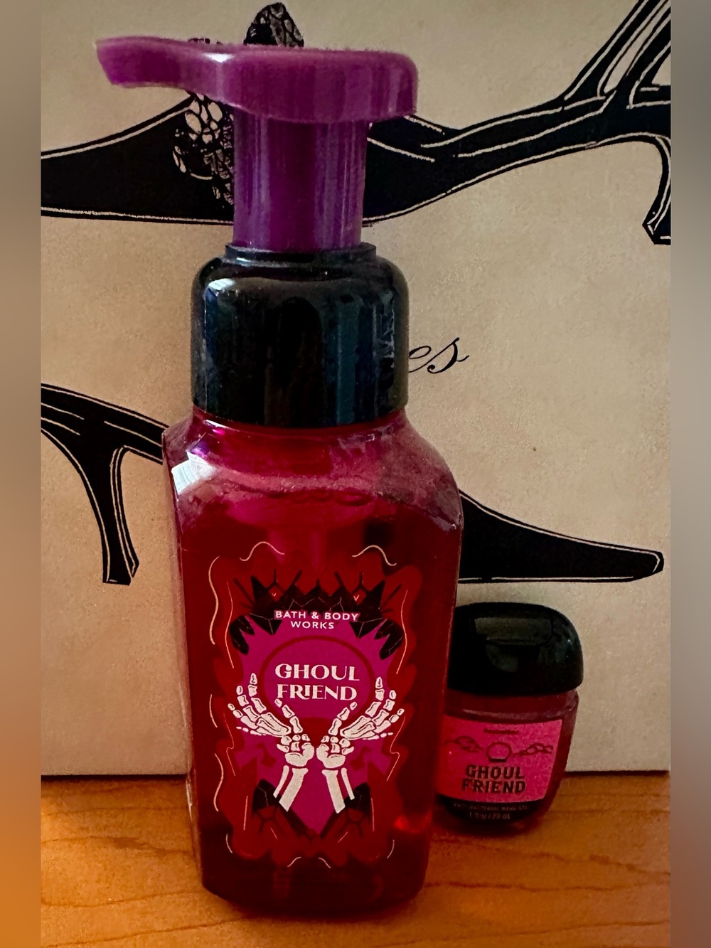 Bath & Body Works Ghoul Friend Foaming Soap & Pocketbac